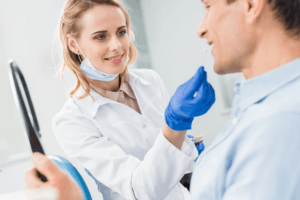 tratament cu implant dentar