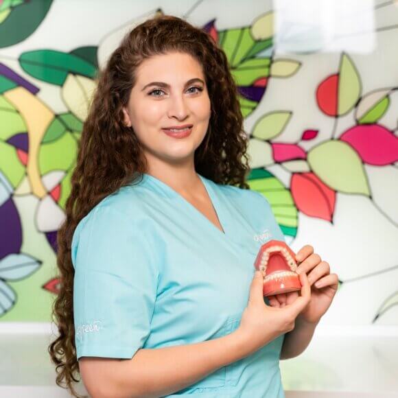 Dr. Diana Mansour